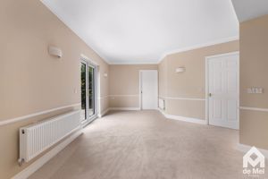 Photo 13- click for photo gallery